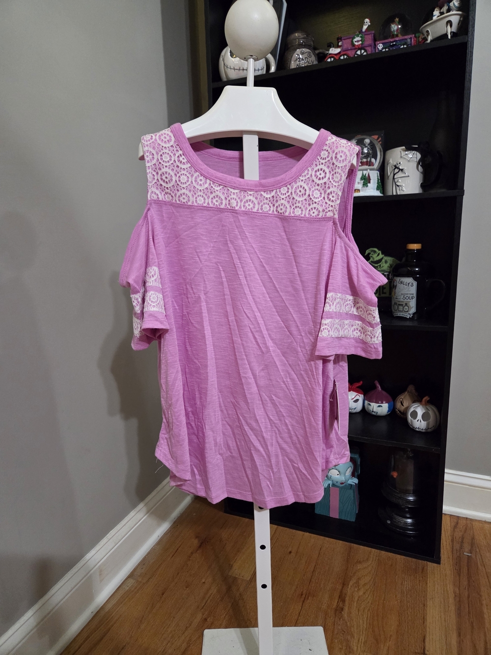 SO Pink Cold-Shoulder Lace Yoke Kids Top